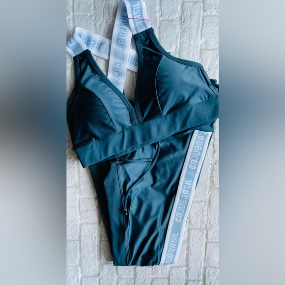 Cajubrasil Women’s athletic set - Picture 1 of 7